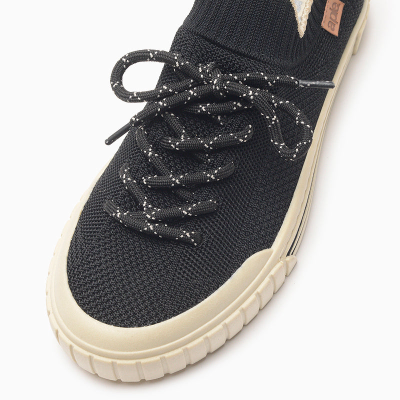 ZAPATILLAS A PIE NEGRO VILENA